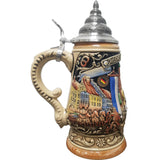 Beer stein with a beer wagon standing in front of the Hofbraeuhaus
